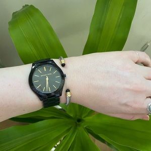 Barely worn Michael Kors Watch!